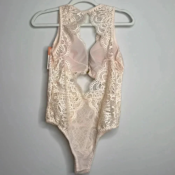 Bohemian Lace Teddy   - Picture 11 of 12